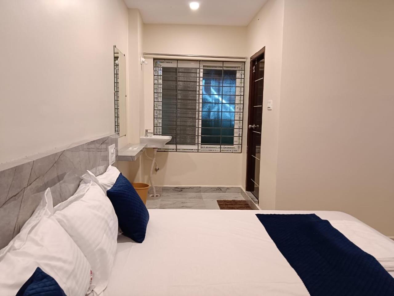 Sri Ganesh Residency Hotel Tirupati Buitenkant foto