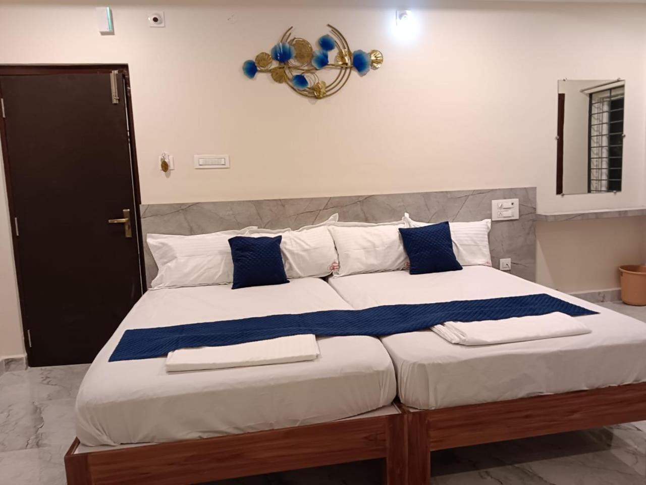 Sri Ganesh Residency Hotel Tirupati Buitenkant foto