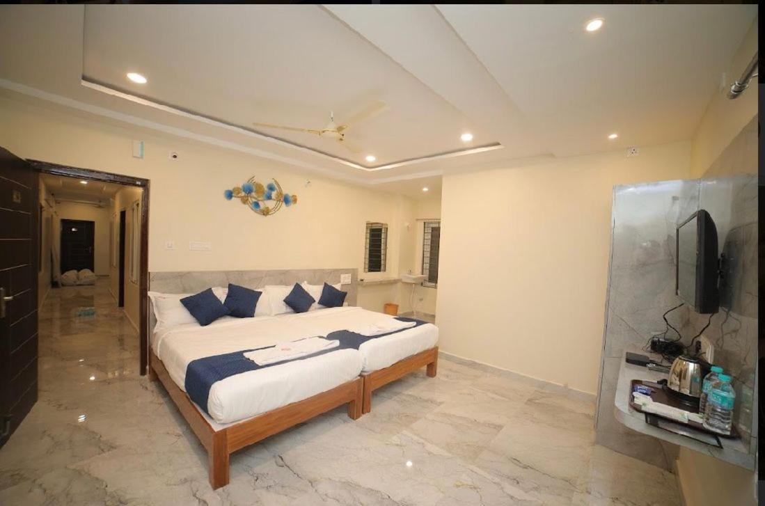Sri Ganesh Residency Hotel Tirupati Buitenkant foto