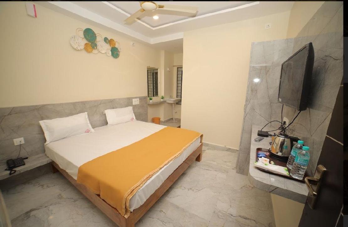 Sri Ganesh Residency Hotel Tirupati Buitenkant foto