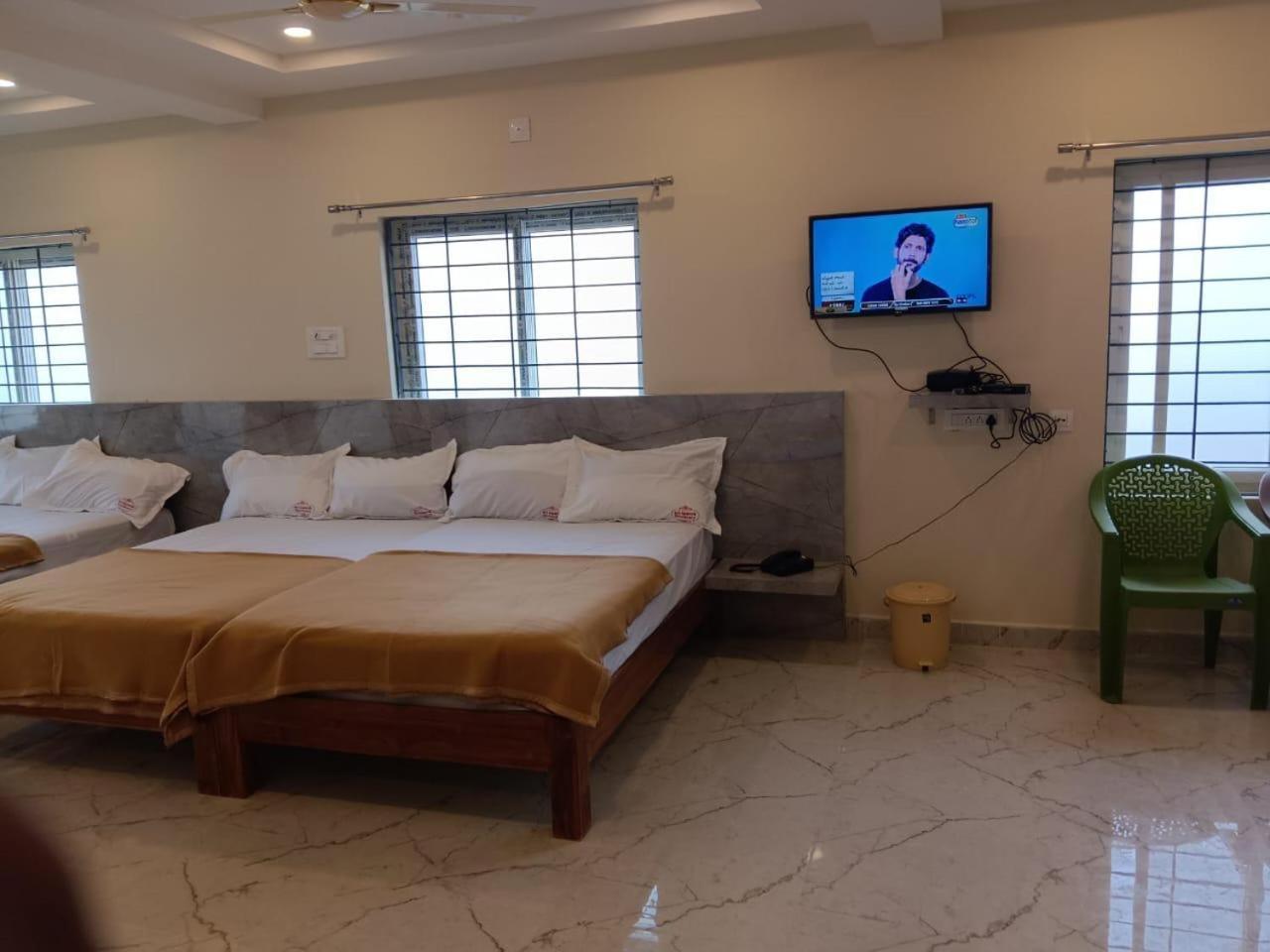 Sri Ganesh Residency Hotel Tirupati Buitenkant foto